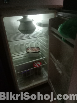 Fridge
